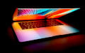 Apple представила первый MacBook с полностью сенсорным экраном