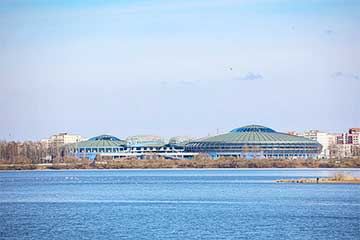 Минчанин выловил гигантского сома на Чижовском водохранилище