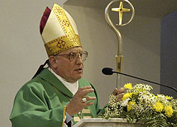 Тадеуш Кондрусевич пригласил Папу Римского в Беларусь