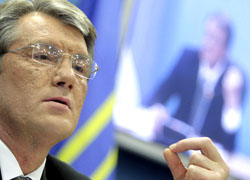 Yuschenko fears Ukraine could turn into Belarus