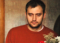 Alyaksandr Atroshchankau called emergency medical service in jail