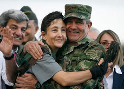 Ингрид Бетанкур освобождена из плена террористов FARC