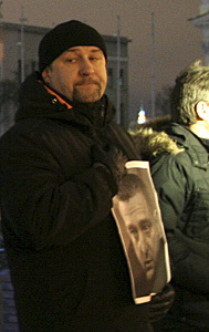 Дмитрий Бондаренко: «Оппозиция своих в беде не бросает»