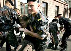 Аресты молодежи в Минске (Обновлено, фото, видео)