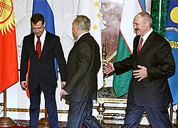 Генсек ОДКБ: Лукашенко готов подписать соглашение о КСОР