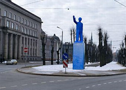 В центре Риги появится «надувной Ленин»
