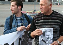 Mikalai Statkevich: «I regard riot policemen’s actions as tortures”