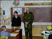 Лукашенко хочет, чтобы школа «шагала в ногу со временем»