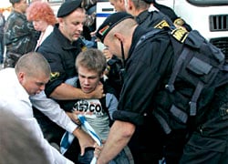 Студентка из Германии: Белорусский ОМОН звереет на акциях солидарности