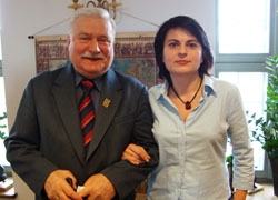 Lech Walesa expresses his solidarity with charter97.org journalists