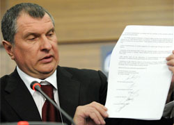 Sechin threatens to sue Belarusian government for gas debts