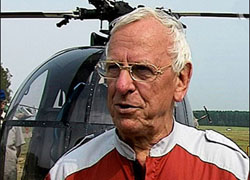 Погибший пилот Гюнтер Циммер: «Делать петлю несложно, но очень многое зависит и от вертолета»