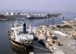 Free port of Riga won’t transport oil for Lukashenka