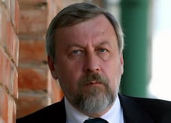 Andrei Sannikov: Russia interested in “dialogue” between dictator and EU