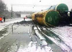Belarusian train with diesel oil derailed in Smolensk (Photo)