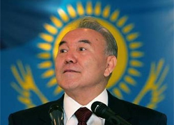 Казахскі палітык: Назарбаеў таксама адмаўляе 500-гадовую гісторыю казахаў
