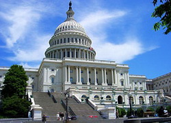 Конгресс США одобрил санкции против энергетического сектора РФ