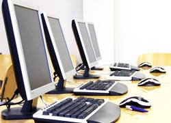 Poland starts collecting computers for Belarusian journalists