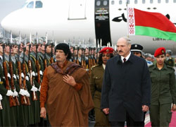 Прэс-сакратар Лукашэнкі не ведае, дзе сям'я Кадафі