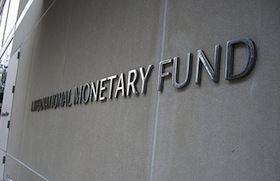 Диктатура клянчит кредит у МВФ