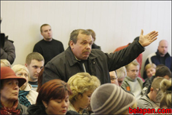 Власти Минска встретились с предпринимателями Червенского рынка