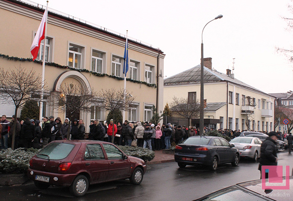 Консульство польши в гродно. Посольство Польши в Минске. Консульство Польши в Бресте. Посольство Польши в Беларуси в Гродно. Брест посольство России.