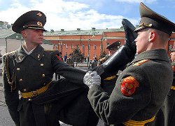 У Менску шыюць боты для расейскіх гвардзейцаў