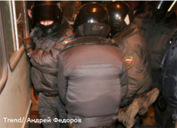 Сотни протестующих  задержаны в Петербурге (Фото, видео)