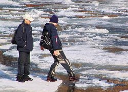 Витеблянин спас школьника, который провалился под лед