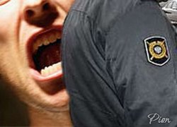 В Москве белорус укусил полицейского за погон