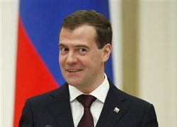 Медведев прилетел в Минск