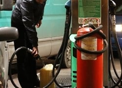 Цены на топливо выросли в полночь