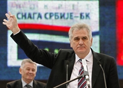Новым президентом Сербии стал оппозиционный политик