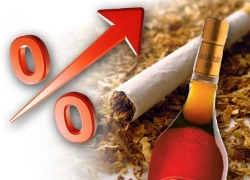 Минфин предлагает резко повысить акцизы на табак и алкоголь