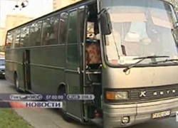 ГУВД: В туристический автобус в Минске попал камень