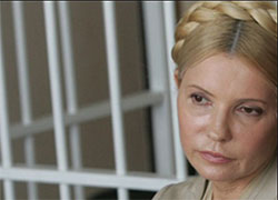 На Тимошенко завели дело о нападении на тюремщика
