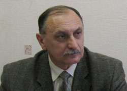 Ухналев: «Искали партийные миллионы в квартире соседей»
