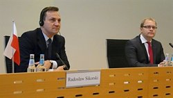 Sikorski and Paet to open seminar for belarusian NGO in Tallinn