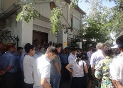 Беларуская амбасада ў Кыргызстане просіць «прыняць меры»