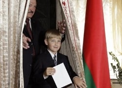 Лукашэнка пагражае польскім назіральнікам