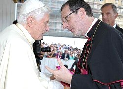 Pope blesses Belarusians