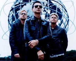 Depeche Mode выступят в Минске на сцене размером с 6-этажный дом