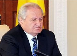 Янукович уволил посла Украины в Беларуси