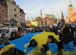 В Варшаве прошел «Марш солидарности» с украинским народом