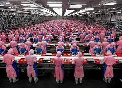 Сотні фабрык КНР спынілі працу