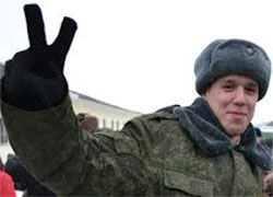 Court leaves political soldier Pavel Syarhei in army