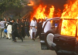 Тэракт у Пакістане: 52 загінулых, 107 параненых