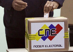 ЦИК Венесуэлы «не нашел» нарушений на выборах