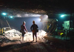 Обвал на шахте в Польше: 19 человек были заблокированы под землей