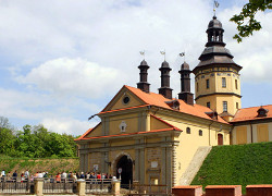 400-летний гобелен из Несвижа реставрировали в Литве